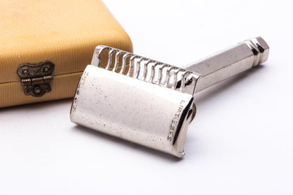 1940's Ever Ready Single Edge Safety Razor Travel Set | Original Condition