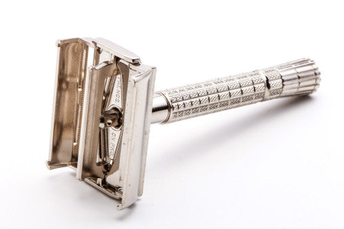1954 Z4 Gillette Regular Flare Tip Super Speed Safety Razor Set With Case