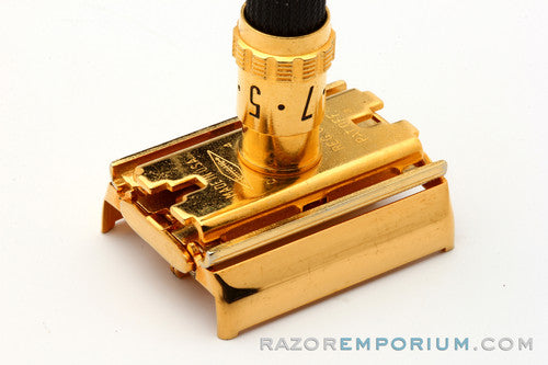 1969 O4 Gillette Super Adjustable 109 DE Safety Razor w/ Case & Blades | Original Gold