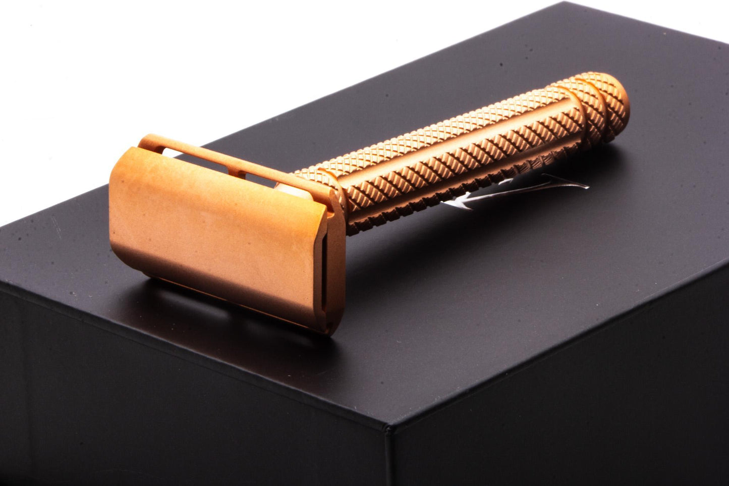 Aylsworth Razors | The APEX-CU+S  Razor