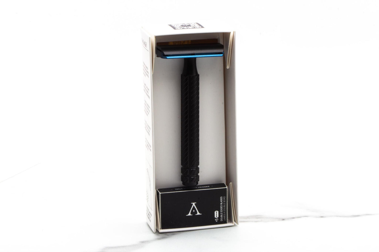 Ayslworth Razor | APEX-AL Double Edge Safety Razor -  Jet Black Electric Blue Classic V2