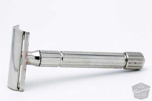1978 Gillette Y2 Psycho Tech DE Safety Razor with Key