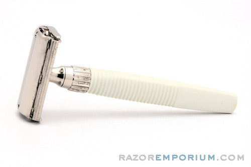 1967 M1 Gillette Slim Twist TTO Double Edge Safety Razor Set Made in England