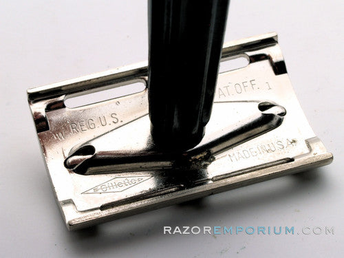 1951 W1 Gillette Black Handle Tech DE Razor in Original Red Box w/ Blades