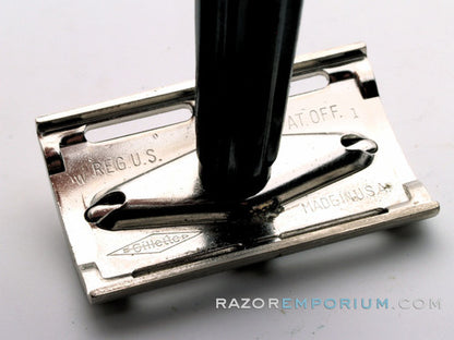 1951 W1 Gillette Black Handle Tech DE Razor in Original Red Box w/ Blades
