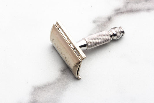 1967 M3 Gillette Travel Tech Etched Logo Double Edge Safety Razor | Original Condition