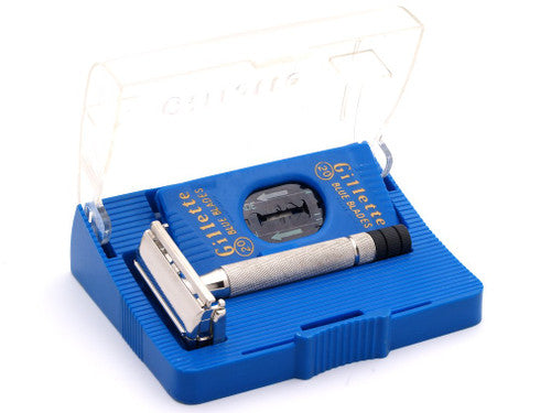 1950's Gillette Black Tip DE Super Speed Set w/ Blue Case & Blades