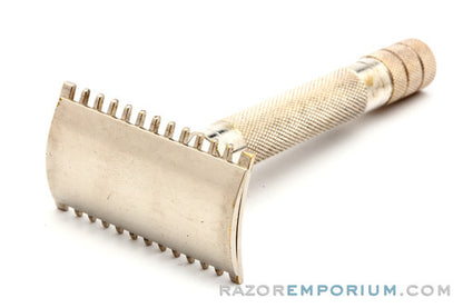 1930's L'Essor Open Comb Double Edge Safety Razor Set w/ Case & Blade Banks