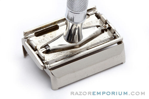 1951 Gillette Black Tip Super Speed TTO DE Razor Set W4
