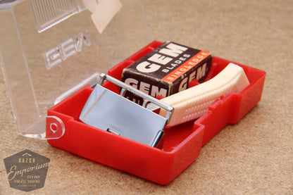 Gem 1940's G-Bar Single Edge Razor with Cream Handle in Original Box
