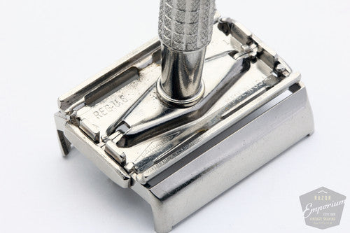 Gillette 1955 Flair Tip Super Speed DE Safety Razor
