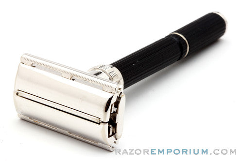 1970 P3 Gillette Super Adjustable 109 Safety Razor
