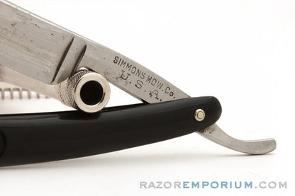 5/8" Simmons Hardware K15W Straight Razor with Original Scales | Germany