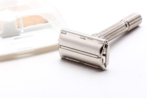 1962 H2 Gillette Slim Adjustable Double Edge Safety Razor Set with Case & Blade Bank