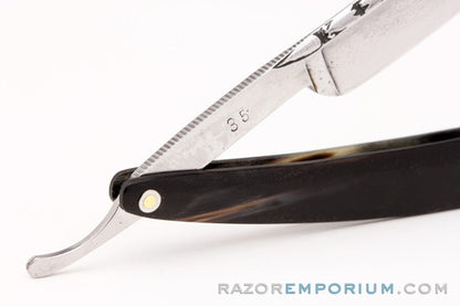 11/16" Kukri No. 35 Straight Razor | Garantie Solingen, Germany