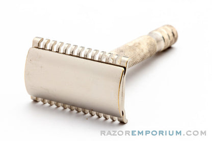 1940's Gillette Long Comb NEW Double Edge Safety Razor - Made in England