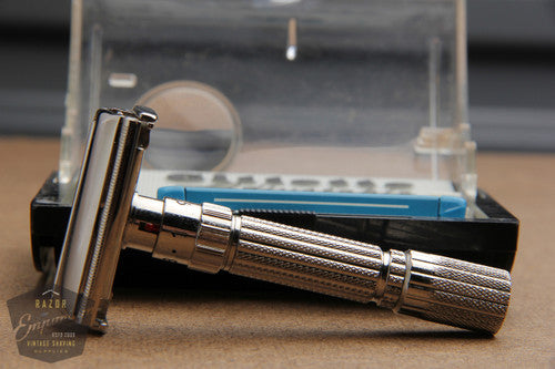 Gillette 1958 Fatboy / $1.95 Adjustable DE Safety Razor in Case D4 - REVAMPED