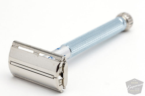 1966 Gillette L1 Blue Star Lady Gillette Double Edge Safety Razor