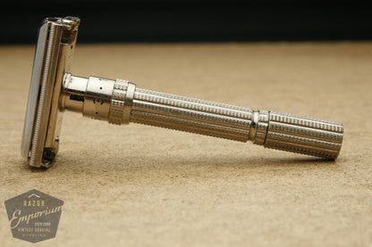 Gillette 1966 Slim Adjustable Safety Razor L2