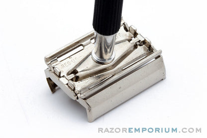 1968 N2 Gillette Black Handle Super Speed Safety Razor N2