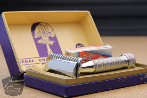 Segal One Piece TTO Razor in Box - New Old Stock