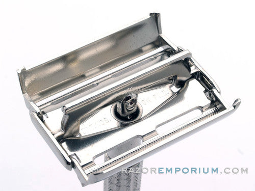 1959 E4 Gillette Flare Tip Regular Super Speed Safety Razor