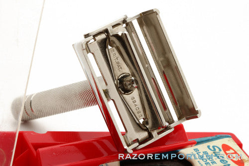 1960's Gillette English Parat Razor Set - Made in England
