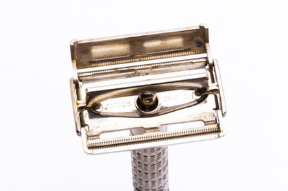 1956 Gillette Red Tip Heavy Super Speed Safety Razor B3
