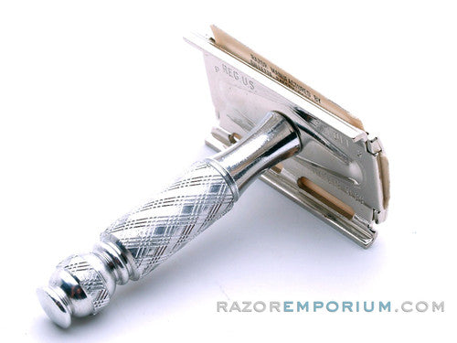 1970 P3 Gillette Ball End Tech Travel Spiral Handle Razor w/ Case