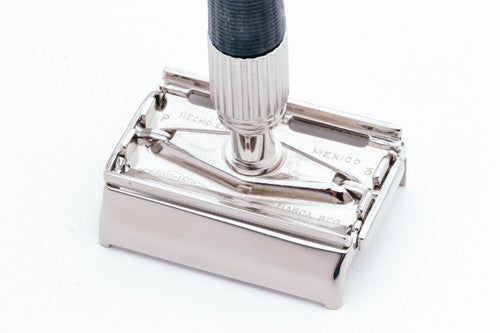 1970 Gillette P3 Knack TTO Double Edge Safety Razor