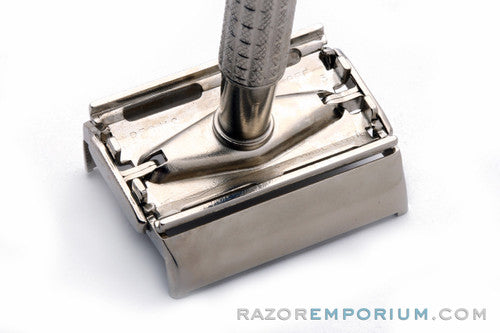 1962 Gillette Flair Tip Super Speed DE Safety Razor - H3
