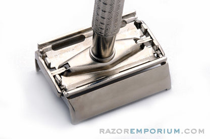 1962 Gillette Flair Tip Super Speed DE Safety Razor - H3